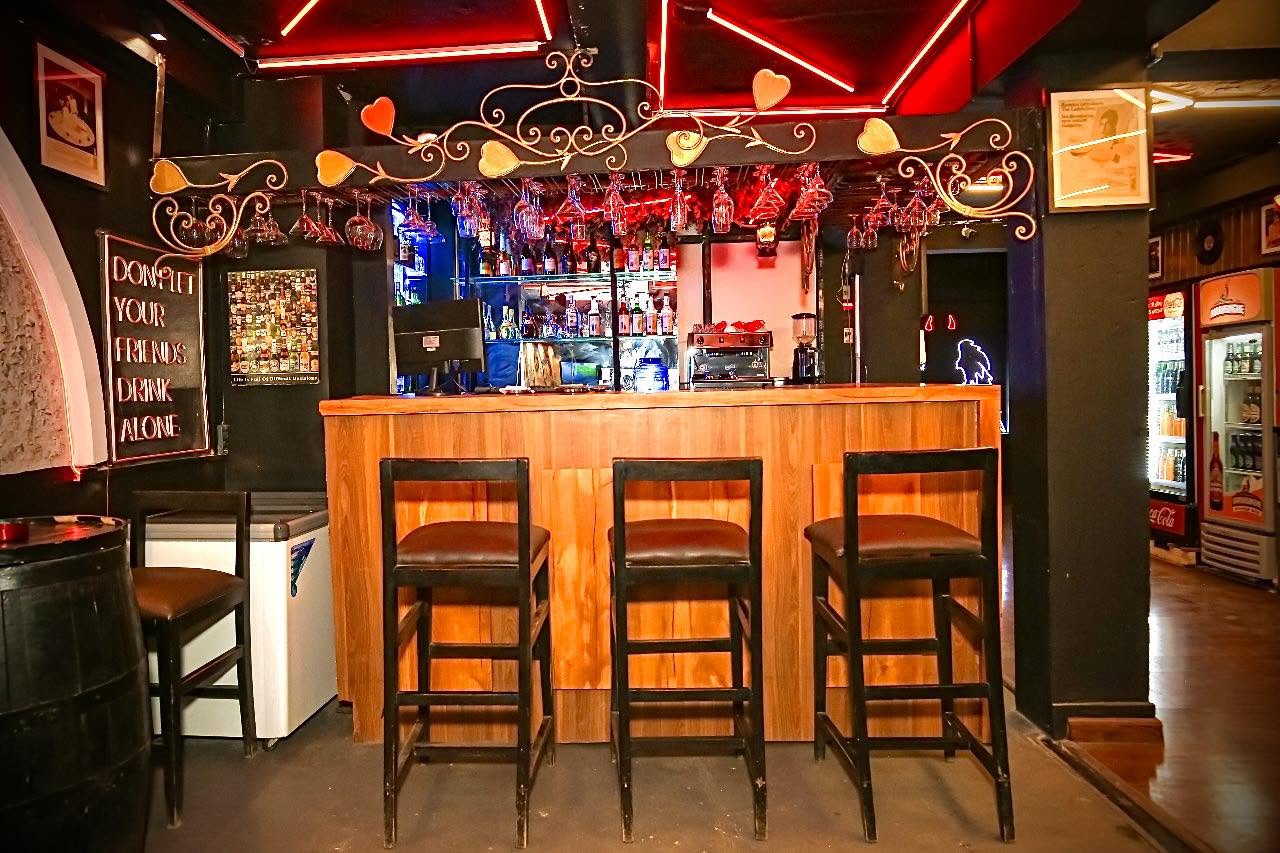Ivy Restro and Bar
